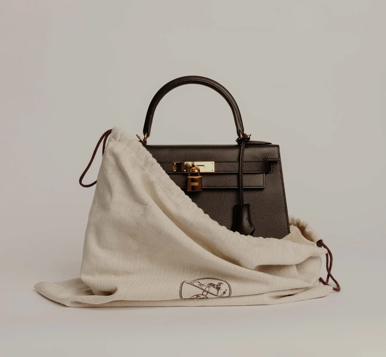Sac Hermès Kelly confié pour expertise